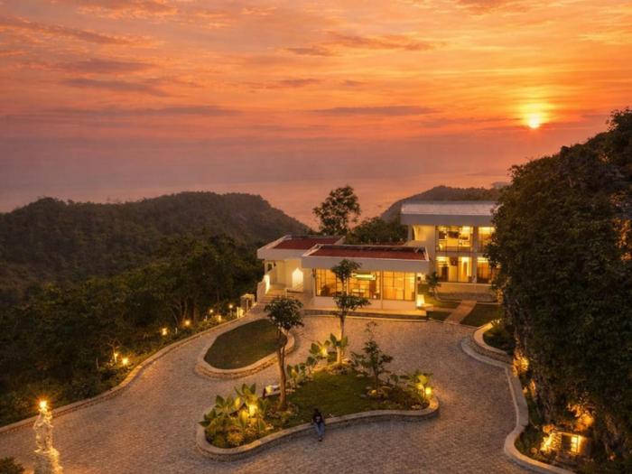 Stone Valley Resort & Beach
