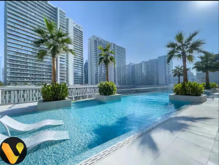 Vogue Vacation Homes, Downtown The Sterling by Omniyat, near Burj Khalifa and Dubai Mall, Studio Apartment with Balcony and Access toAmenities