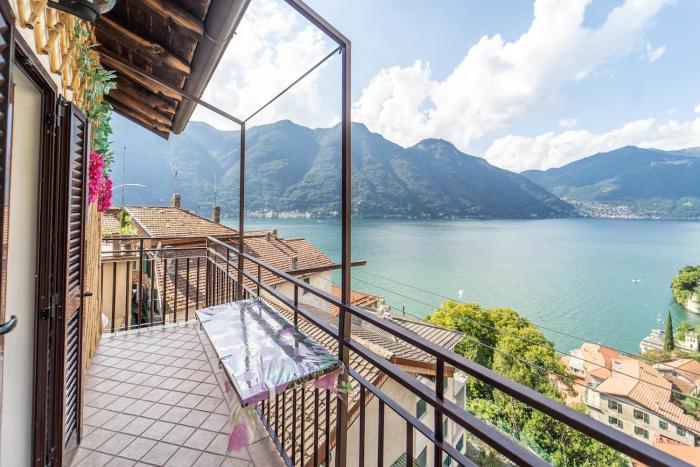 Apartment on the waterfall with a view and Wifi