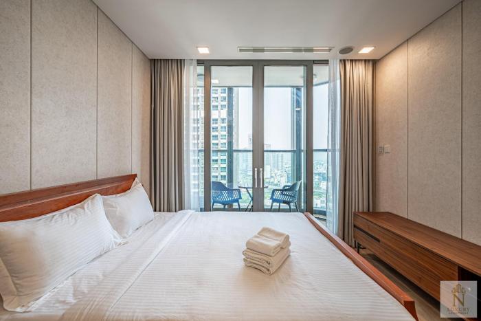 Iconic Landmark 81 Suites - Central Park