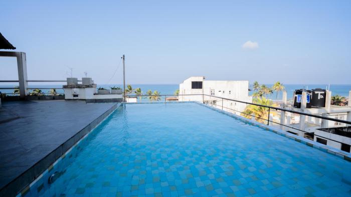 Crystal Sand Mount Lavinia