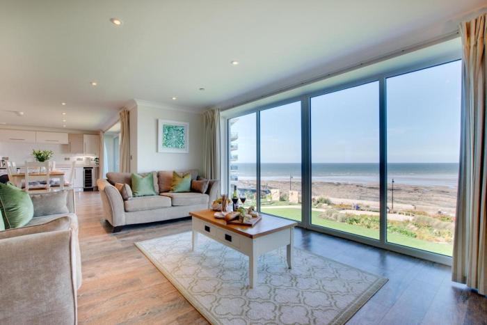 2 Bed in Westward Ho oc-seaspr