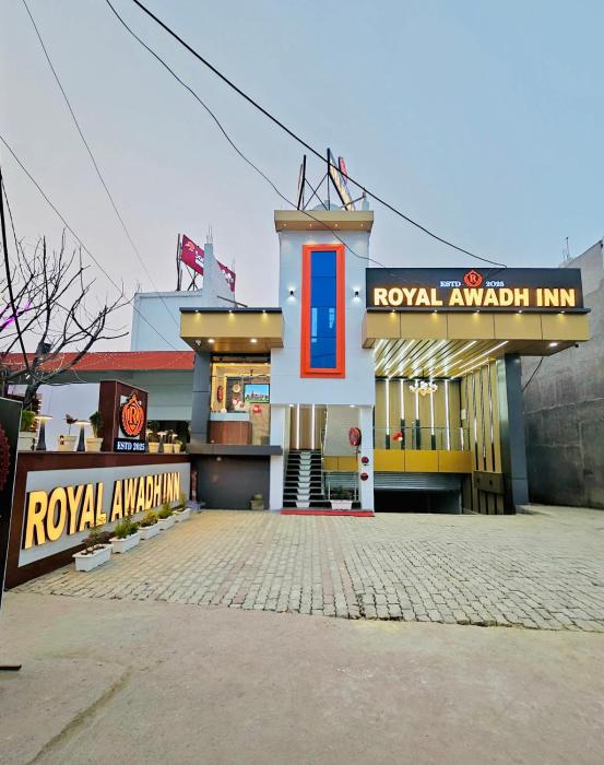 Royal Awadh Inn