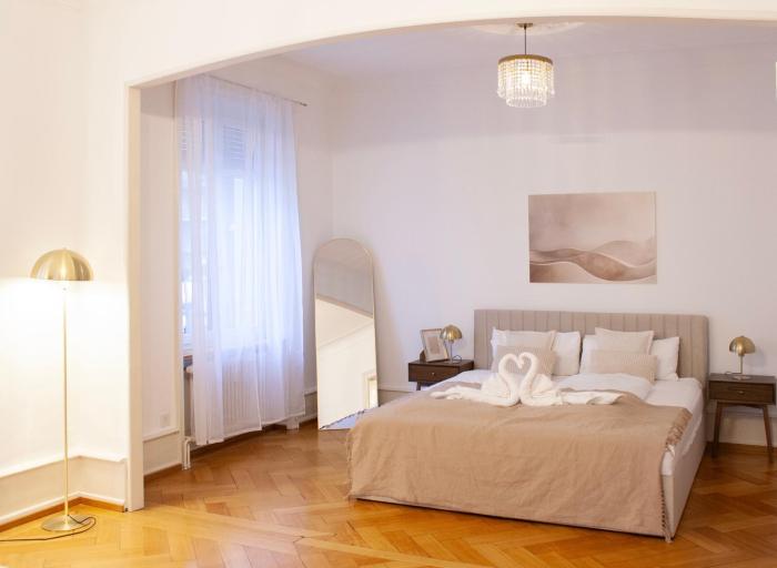 Aurevo 3BR Apartment for 6 - Free Baselcard