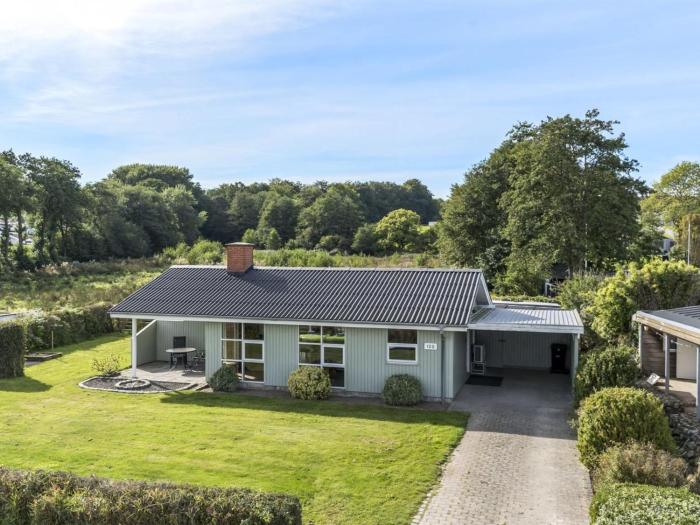 Holiday Home Assarina - 15m from the sea by Interhome