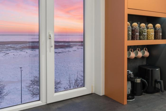 Lakeview stay, stunning sunrises