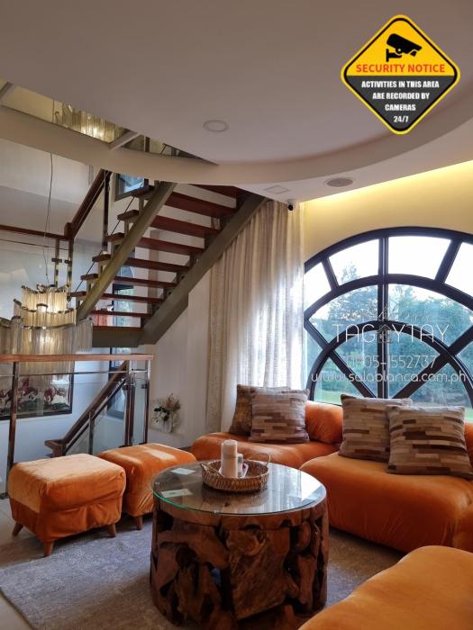 Salablanca Brand New Jacuzzi Heated Pool PS5 VR Cinema Fully AC Indoors Smart TVs with Netflix Disney Plus Large Balcony