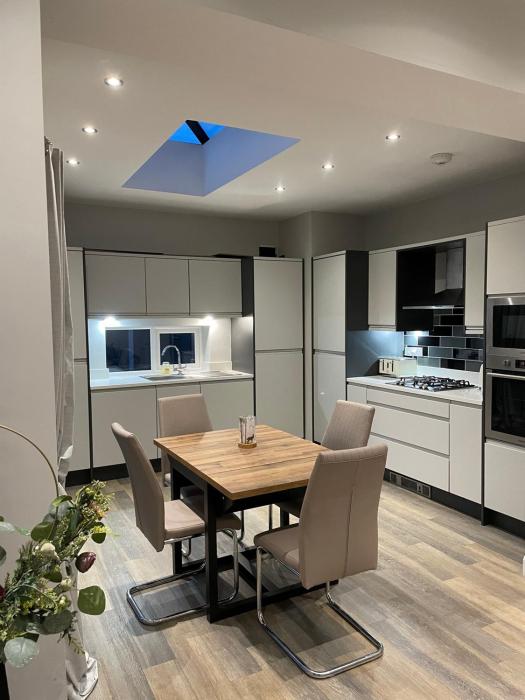 Comfortable 2BR Home in Southport up to 6 guest