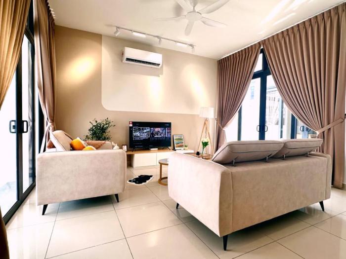 Modern Stylish 4BR Family House I Machang Bubuk