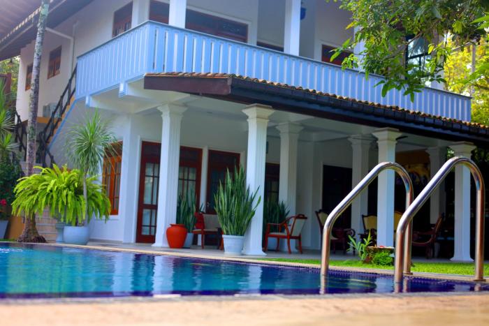 Villa Surf Hikkaduwa