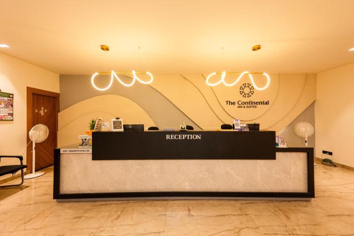 THE CONTINENTAL INN & SUITES