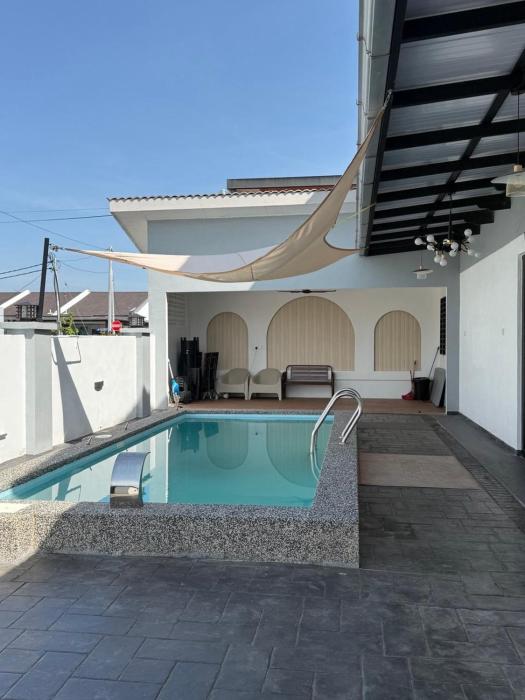 Villa SRC