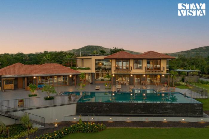 StayVista at SeaEra The Retreat with Infinity Pool, Jacuzzi