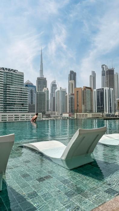 Luxury 2BR Burj Khalifa and Canal View Pool Jacuzzi