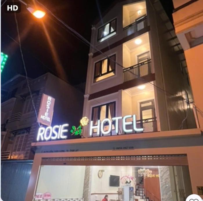 Rosie Hotel