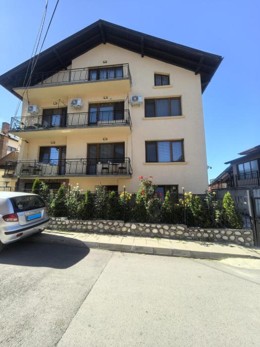 Tsvetkovi Guest House