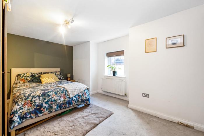2-Bed Flat in West Didsbury Near Fletcher Moss
