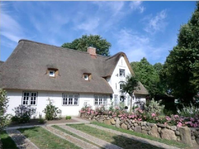 Holiday home in Nieblum with swimming pool