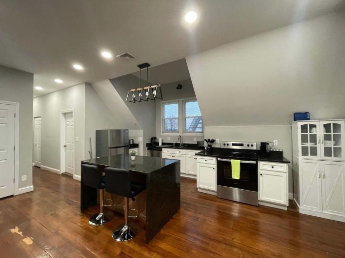 Apartment in Middletown-Wesleyan 301