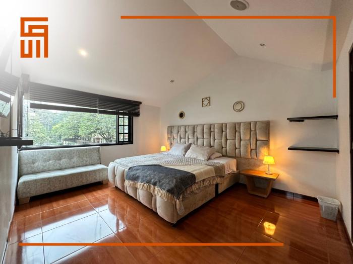 Hotel Santa Ana Luxury Rentals - 111