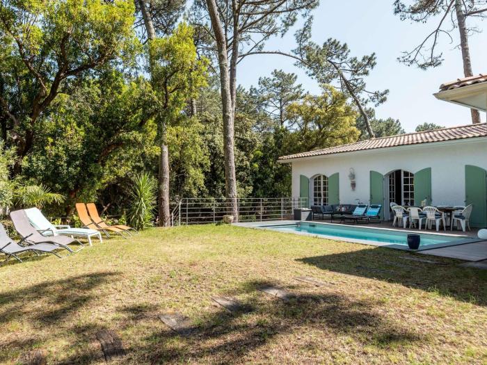 Villa charmante à La Vigne avec piscine - FR-1-736-72