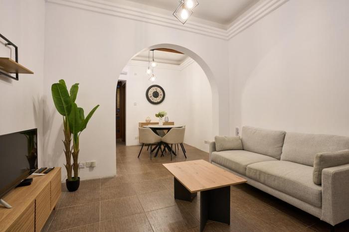 Unique Apartment 1 BR Prime location in Sliema