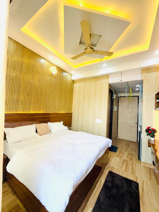 sky view stay