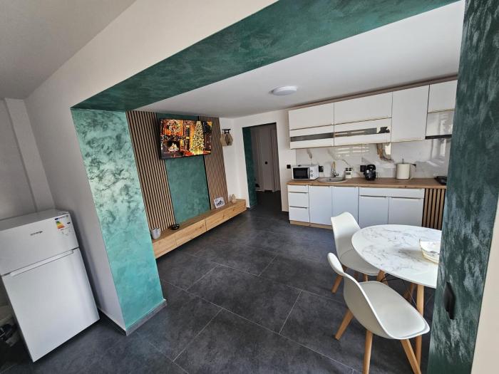 Casa Apartament Refugiul Dornean