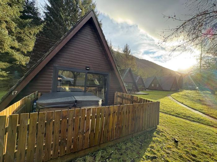 The Great Glen Getaway Lodge