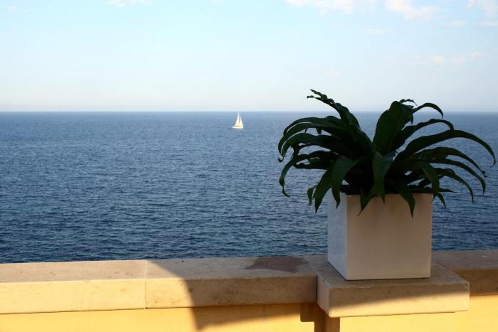 Luxury Apt in Ancient Building