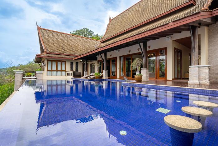 Royal Legacy Golf Private Villa