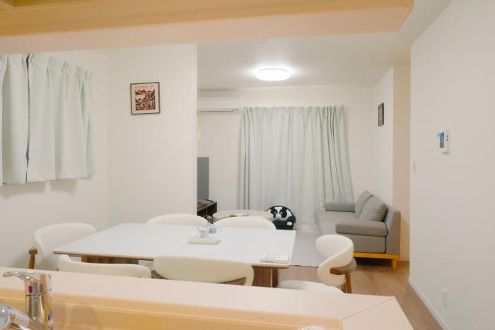 和居 汐 3階建ての大きなお部屋でリラックスできる宿