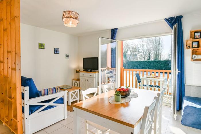 Between land and sea at the gates of Deauville