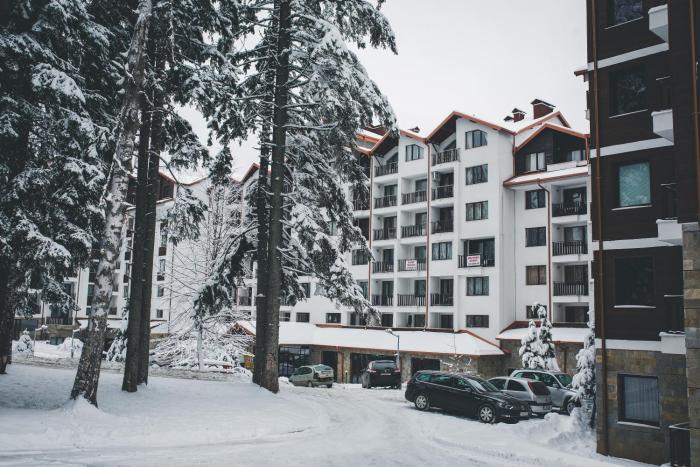 Private studio B27 in Borovets Gardens