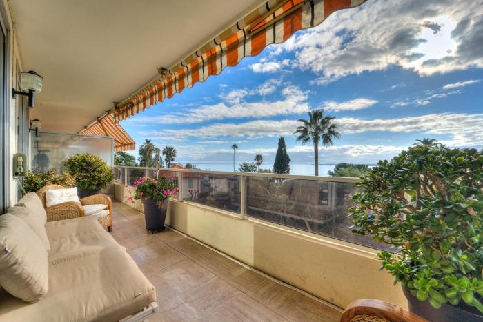 La Rose des Vents - Cannes