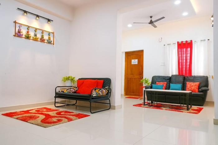 Reddy Residency 2BHK Flat Close to US Consulate Gachibowli Only For Family