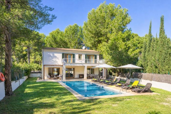 Villa moderna, a solo 2 min a pie de la playa