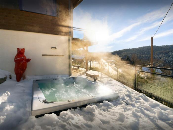 Chalet LUrsus - OVO Network