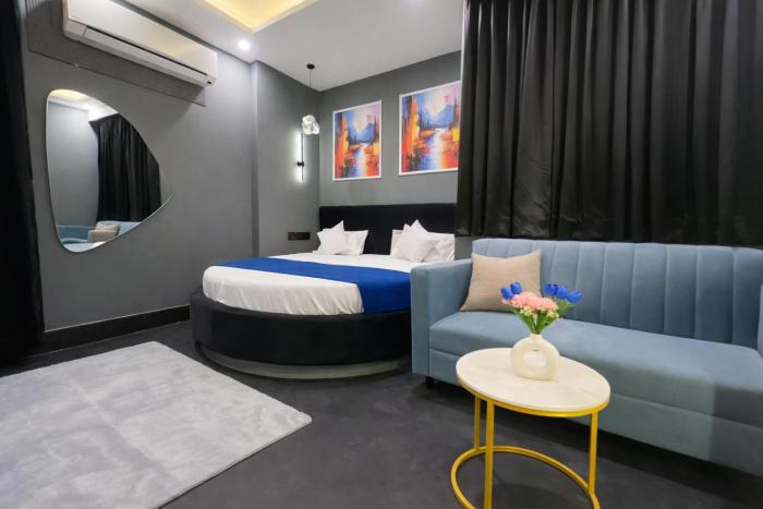 The Boutique Studio Near Green Park Delhi- By ACESTAYZ