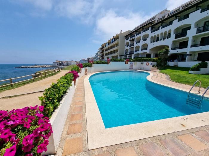 Apartamento exclusivo 3 dormitorios, piscina, a 50m de la playa - HISP-236-80
