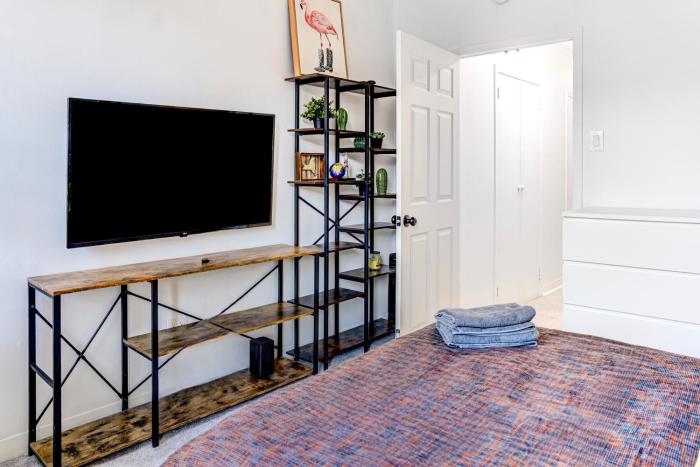 4 BD Family Unit in Central Location