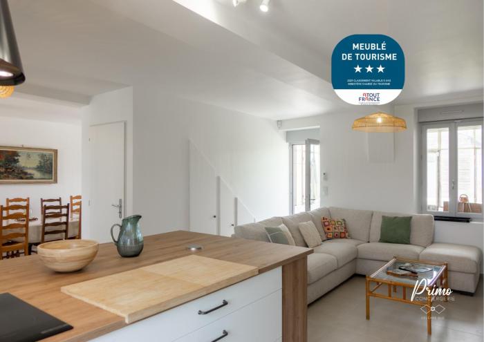 Grande Maison Familiale située à Sandillon à 15mn d Orléans - 5 chambres - 8 lits