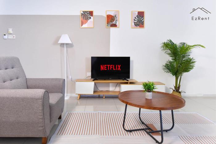 Taiping Highest Penthouse 5BR with Swimming Pool & Netflix WiFi near Lake Garden Zoo