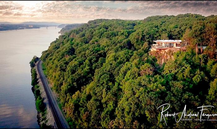 Extraordinary Private Retreat Near NYC