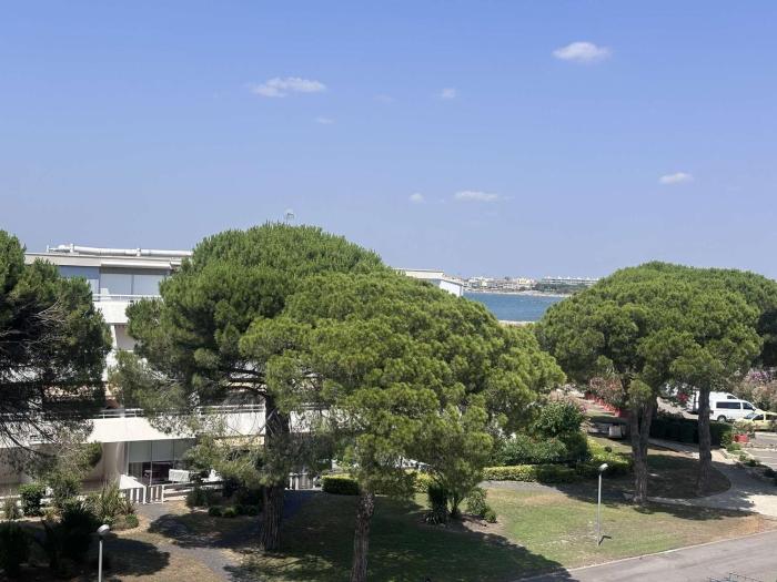 Studio cabine 4 pers. rénové avec vue mer au Grau-du-Roi - FR-1-731-143