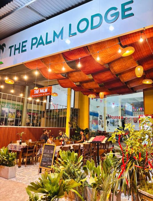 Palm Lodge
