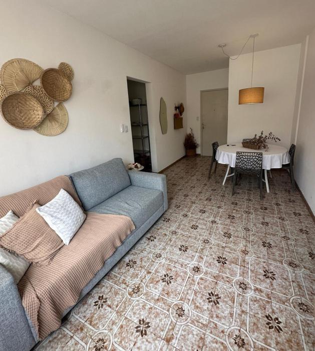 Refugio 304 - Canto do Forte 150m da praia - Wi Fi - Cozinha completa - Roupa de cama e banho - Localização Excepcional - Até 4 pessoas