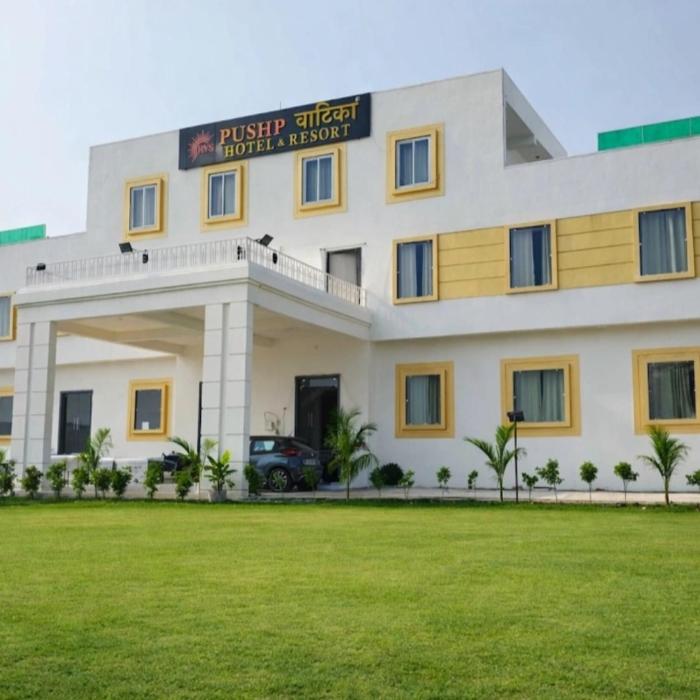 Pushp Vatika Hotel & Resort