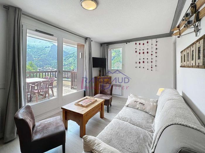 Appartement 3 pièces - Pied de Piste - 4 pers - Vue Village - FR-1-854-23