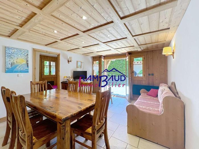 Appartement 3 pièces avec terrasse - Proche pistes - FR-1-854-59